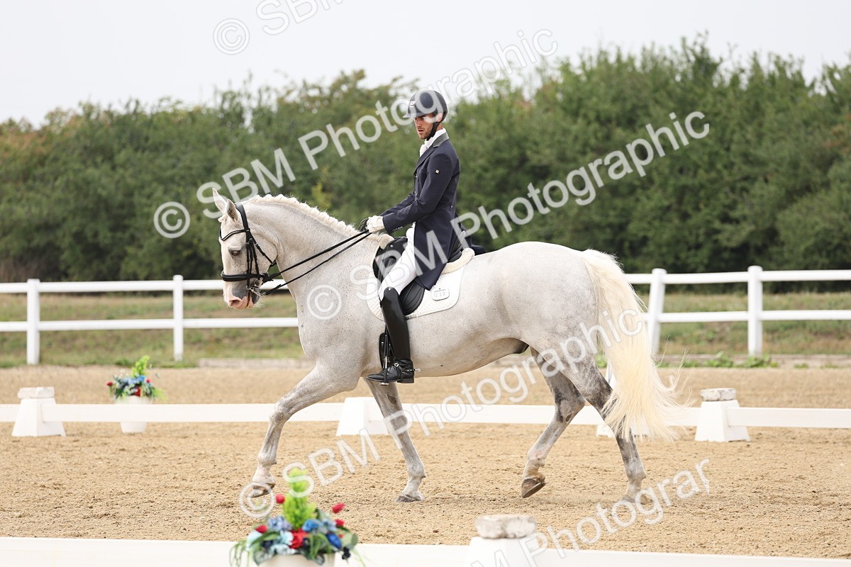 SBM_008162 - Class 10 - FEI INT I - 16.10-16.50