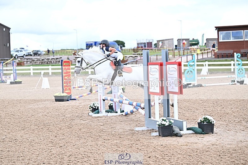 250729-145657-00045 - Clear Round and 60cm