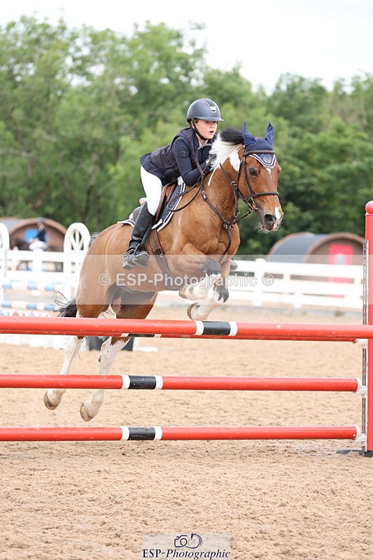 240630A-115246-12797 - Cls 31 Discovery and 90cm Open