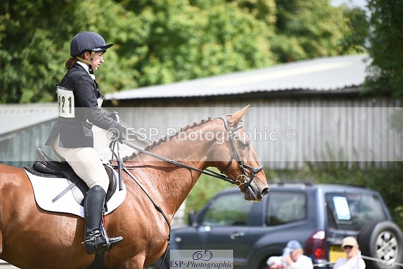 240630-120154-00604 - 921-Zoe_Richardson-Moonlight_Mayhem