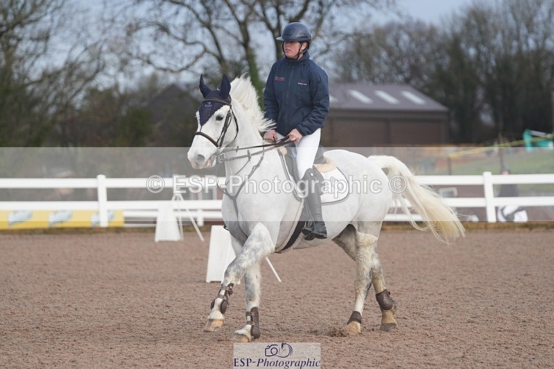 260201-102159-03057 - Cls 16 British Novice and 90cm