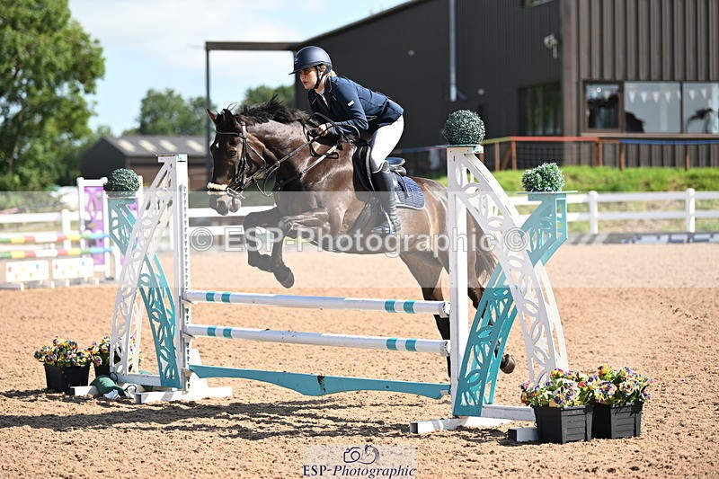 240728A-100229-07768 - Cls 33 Snr British Novice and 90cm Open