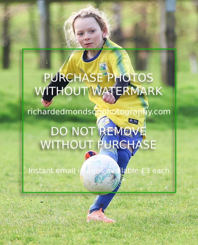533A3127 - Kendal United Girls Under 10's vs Lune Valley Lightning Under 10's