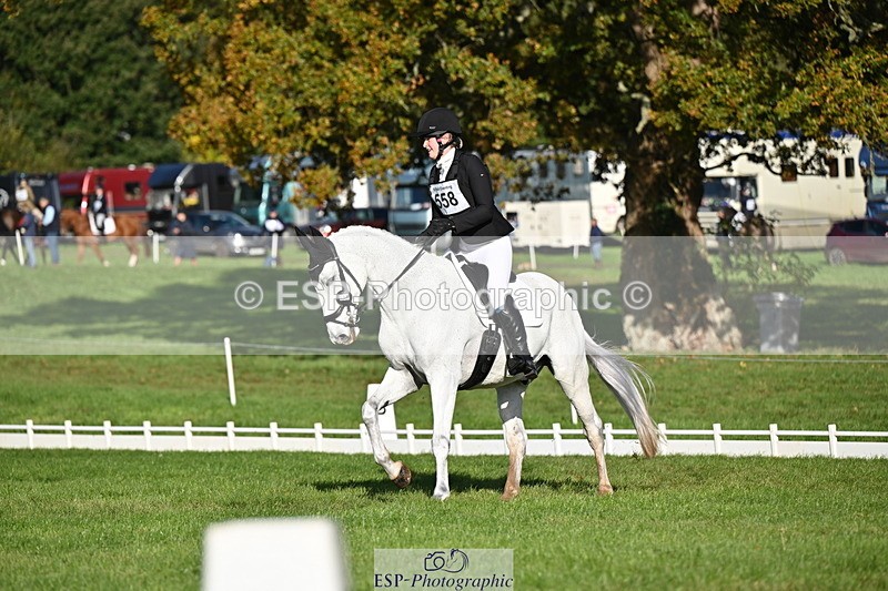 251024A-103954-08409 - G-558-Chloe.Chamulewicz