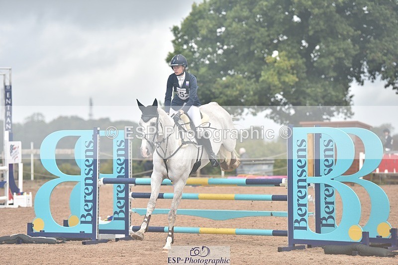 250831-090820-04996 - L-552-Tara.Moore