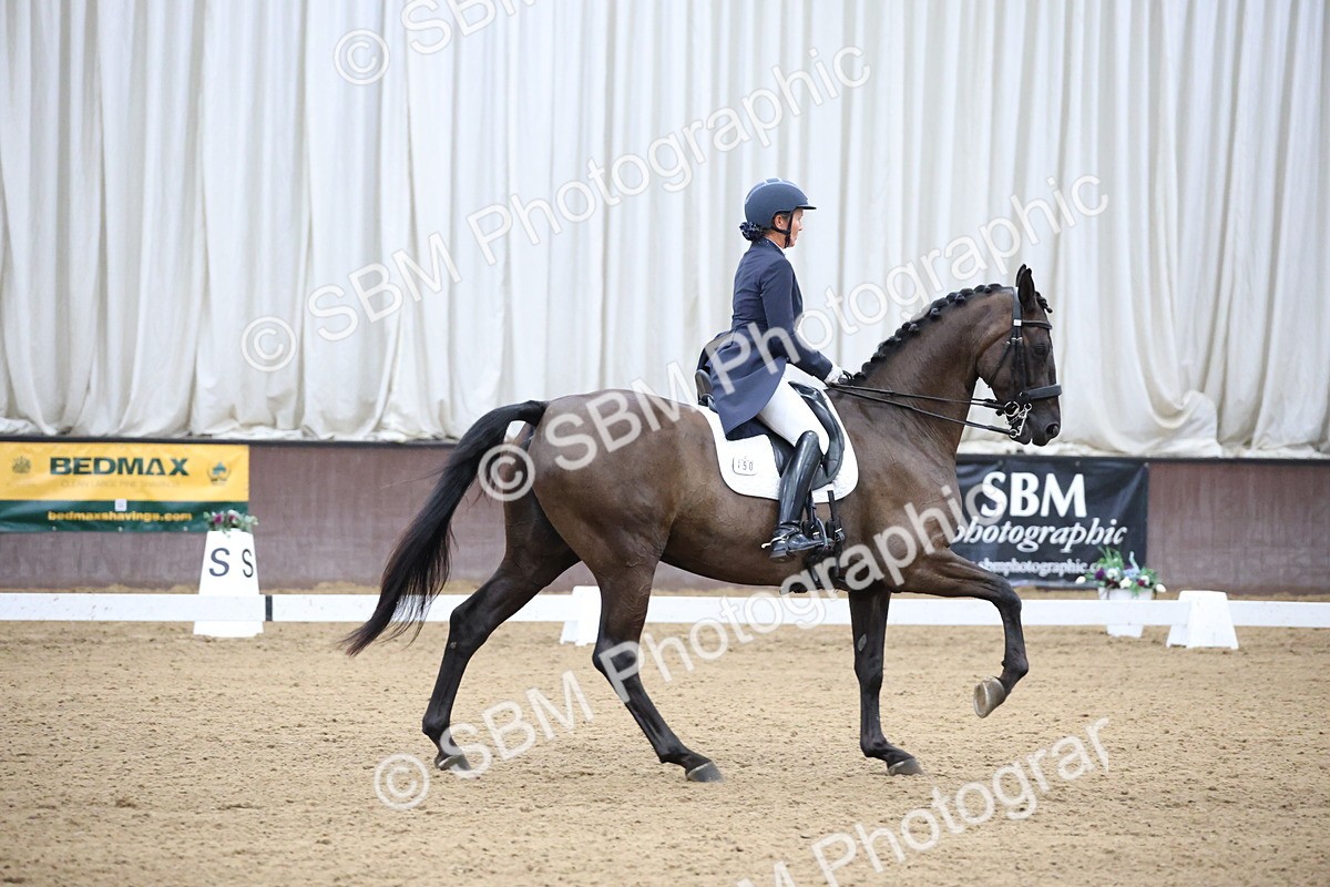 SBM_004717 - Class 9 - FEI Inter 1 Gold - 16.59-17.47