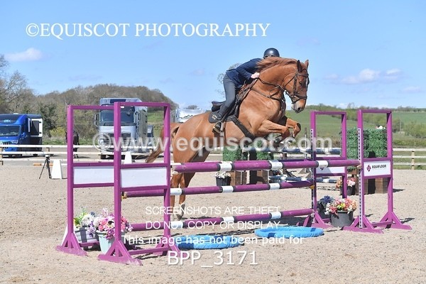BPP_3171 - CLASS 14  Senior Newcomers/ 1.10m Open