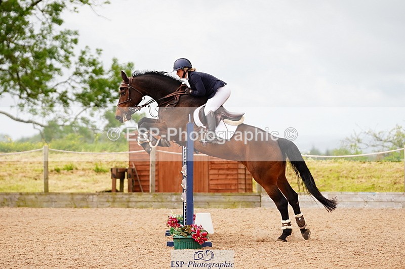 240526A-115234-07914 - Cls 26 Chard Equ 1.05m and 1.10m Grand Prix