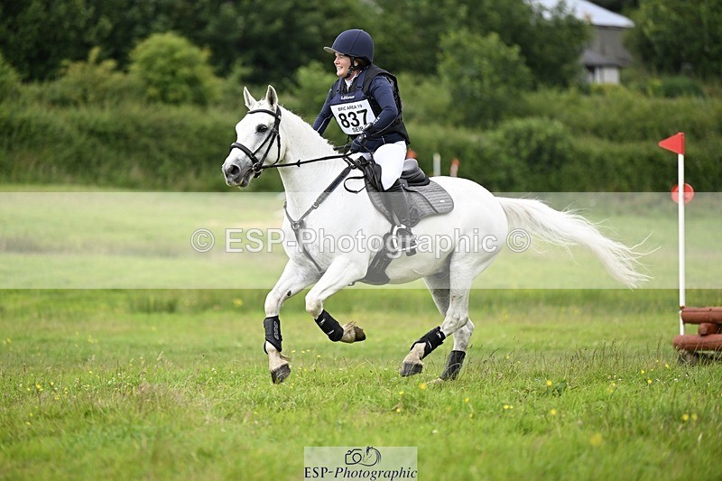 240630-144120-01961 - 837-Gemma_Sumner-Beaughmore_Bay