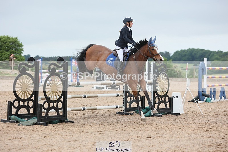 250524-094642-03941 - Cls 13  A&B 1.05m & 1.10m open