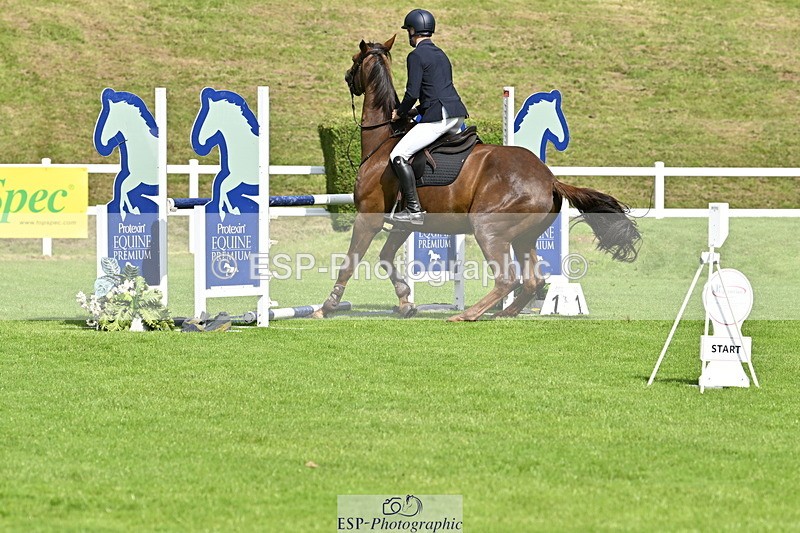 250613A-094526-00109 - Cls 1 Snr Newcomers and 1.10m Open