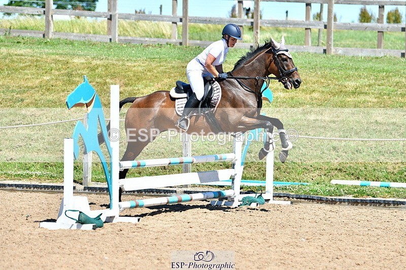 230624A-142404-01932 - Cls 42+43 Club and Schools 70cm