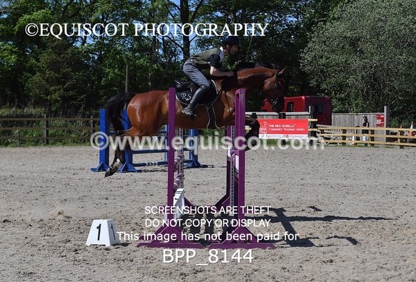 BPP_8144 - CLASS 4 Senior Discovery/ 1m Open