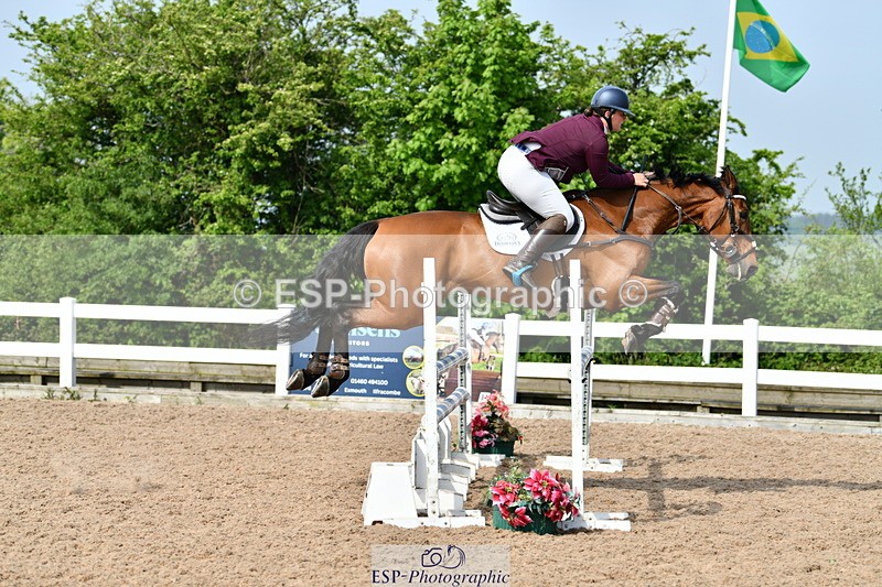 240511A-101649-11481 - Cls 28 95cm National Am Quali