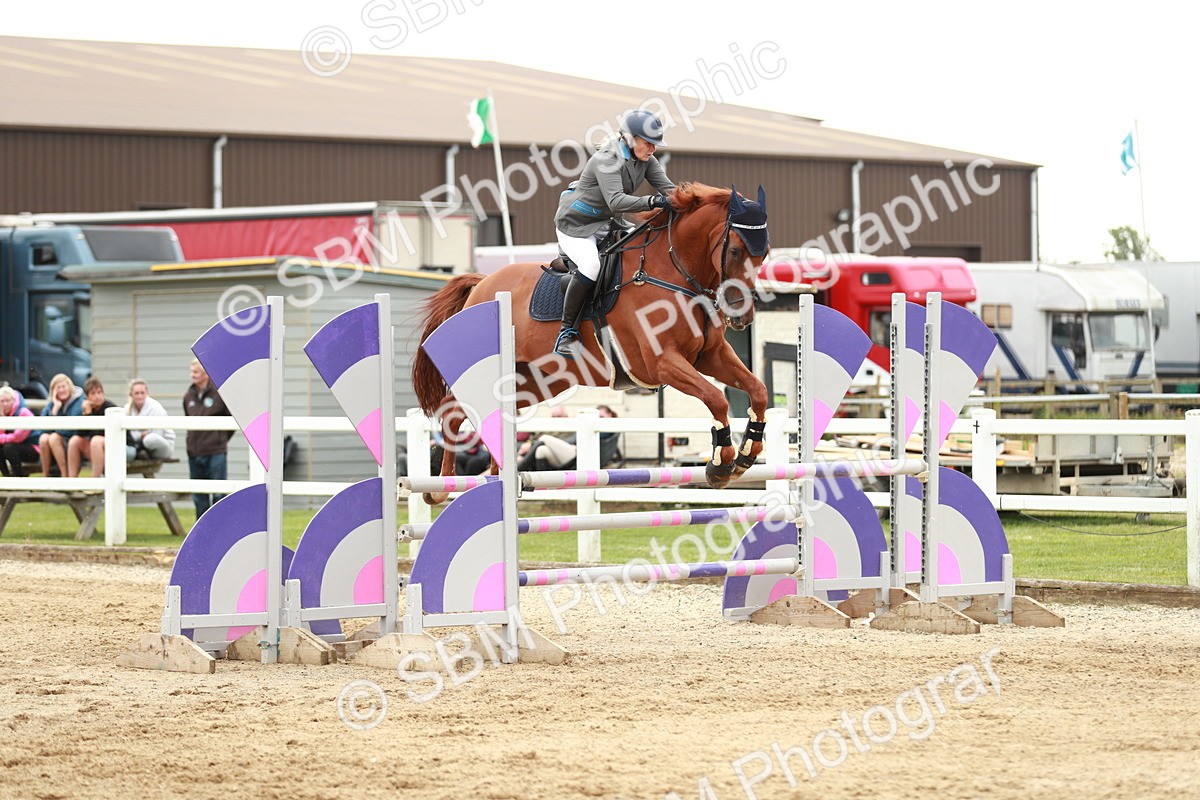 SBM_006202 - Class 3 - Senior Discovery - 1.00m Open