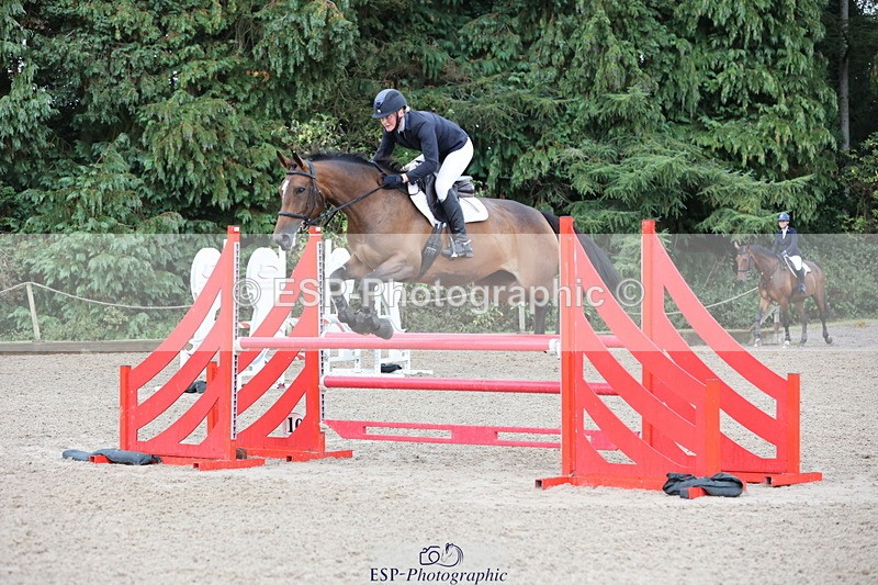 250831A-131004-10263 - Cls 42 Snr 1m Grand Prix