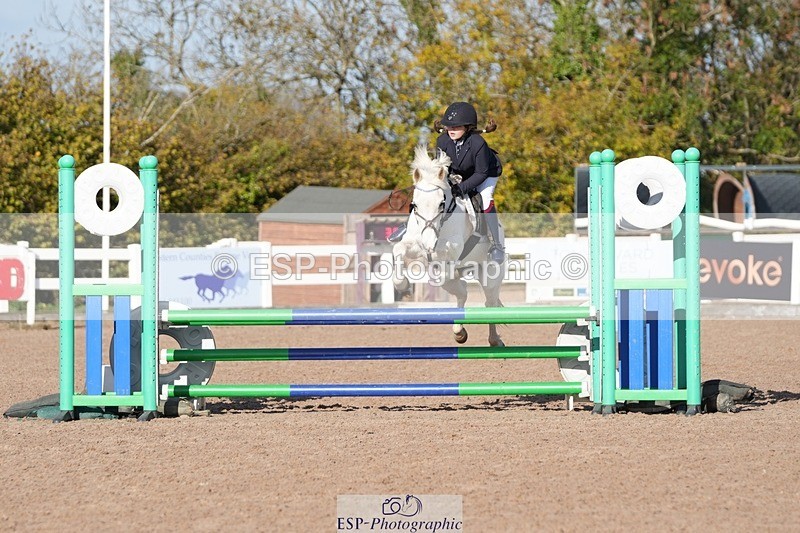 251025-112328-00192 - Chard 25th & 26th Oct BS Juniors/COH/Club/schools unaffiliated showjumping