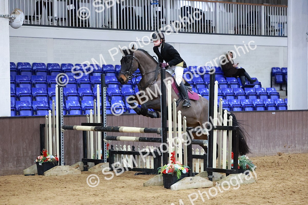 SBM_007675 - Class 24 - Nupafeed Supplements Senior Discovery/ 1m Open