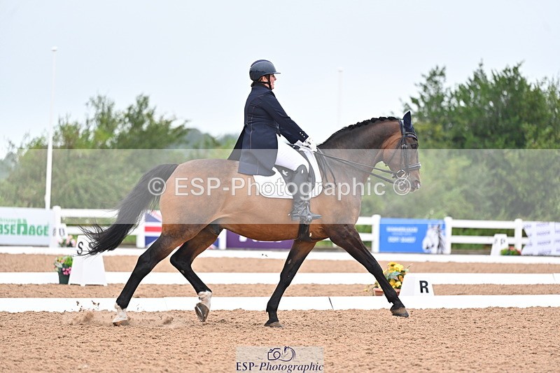 240815A-133030-01633 - 150-Deborah.Newman-Legolas