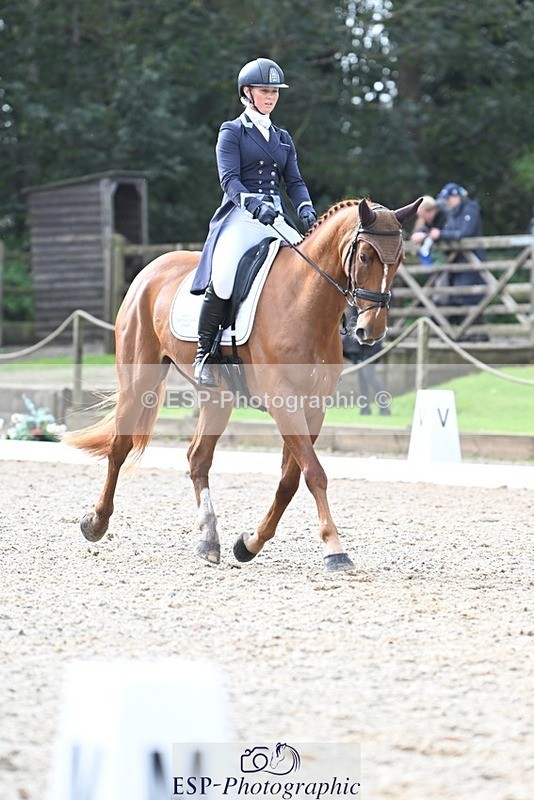 231019-121457-02699 - 043-OTTENTIK.NOBILITY-Dani.Evans-DR