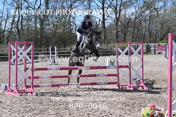 BPP_0048 - CLASS 19 SUN Senior British Novice/ 90cm Open