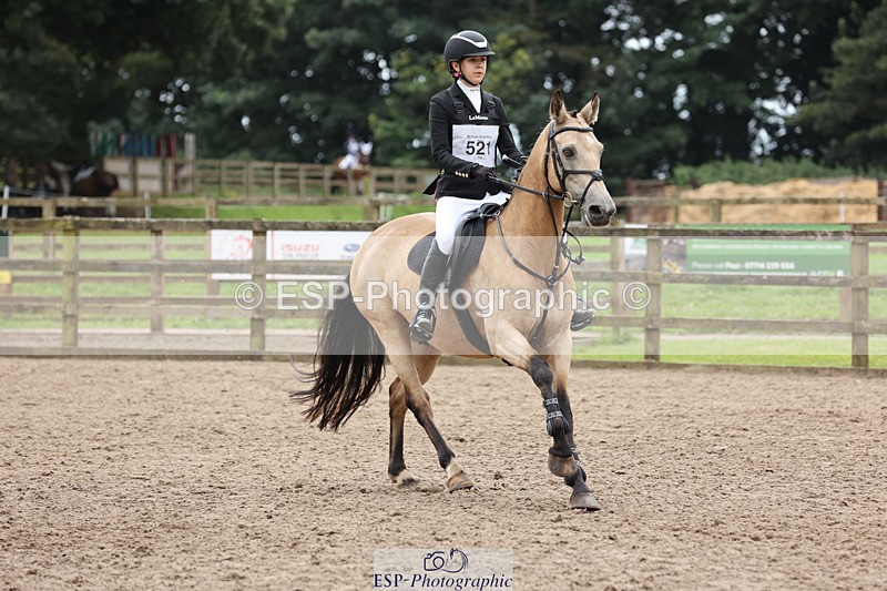 240804-125944-13543 - 521-Lily_Howell-WOODFIELD_GOLD