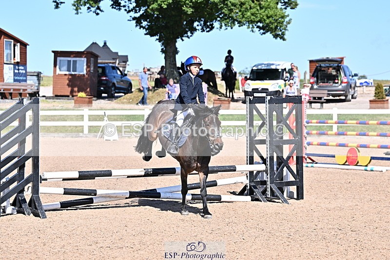 250708A-163926-00093 - Clr Rnd and 60cm