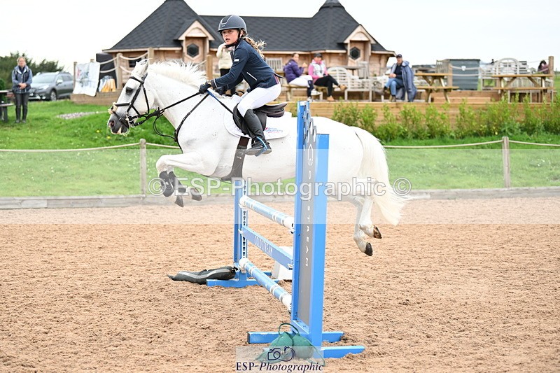 240907A-130714-01869 - Cls 3 Pony Medium Team 80cm & 90cm