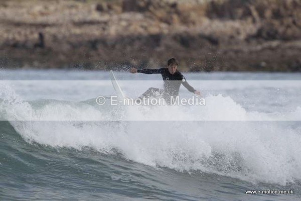 SU 090509 12 - Surf May 09