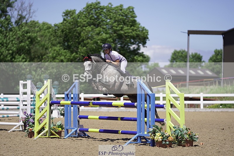 230624A-135716-01713 - Cls 25 Pony Newcomers & 1m Open