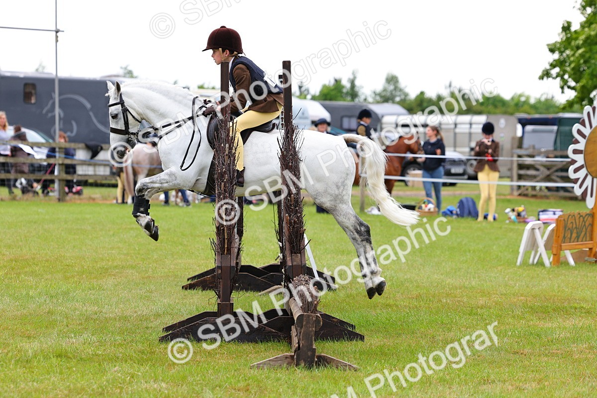 SBM_09470 - Class 44-45 - LIHS BSPS Open Nursery and Cradle Stakes