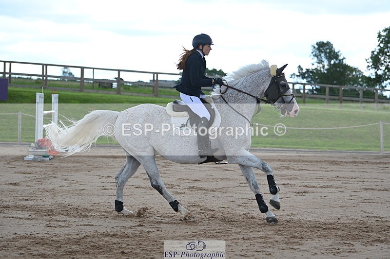 230721A-112601-05650 - Cls 6, 2 Star Medium 1.35m