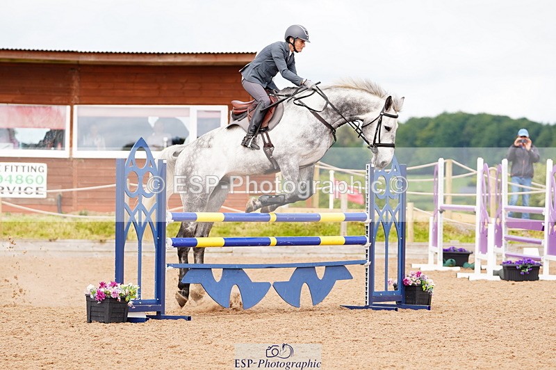 240526A-104526-07629 - Cls 26 Chard Equ 1.05m and 1.10m Grand Prix