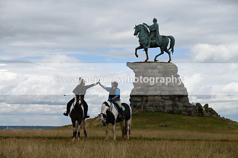 DSC_9332 - Time at Statue 14:33 to 15:10