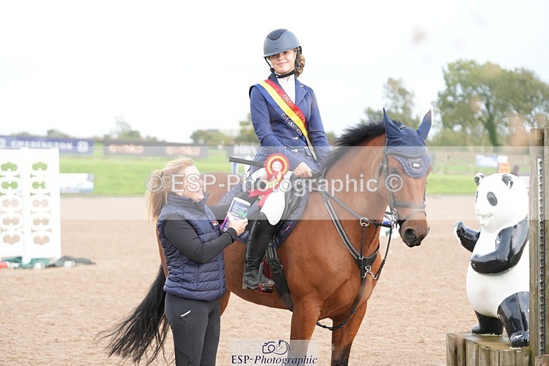 250920-162743-01612 - Cls 22 Pony Intro 90cm Derby