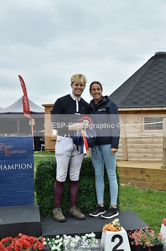 240831A-141910-03816 - 90 Presentations