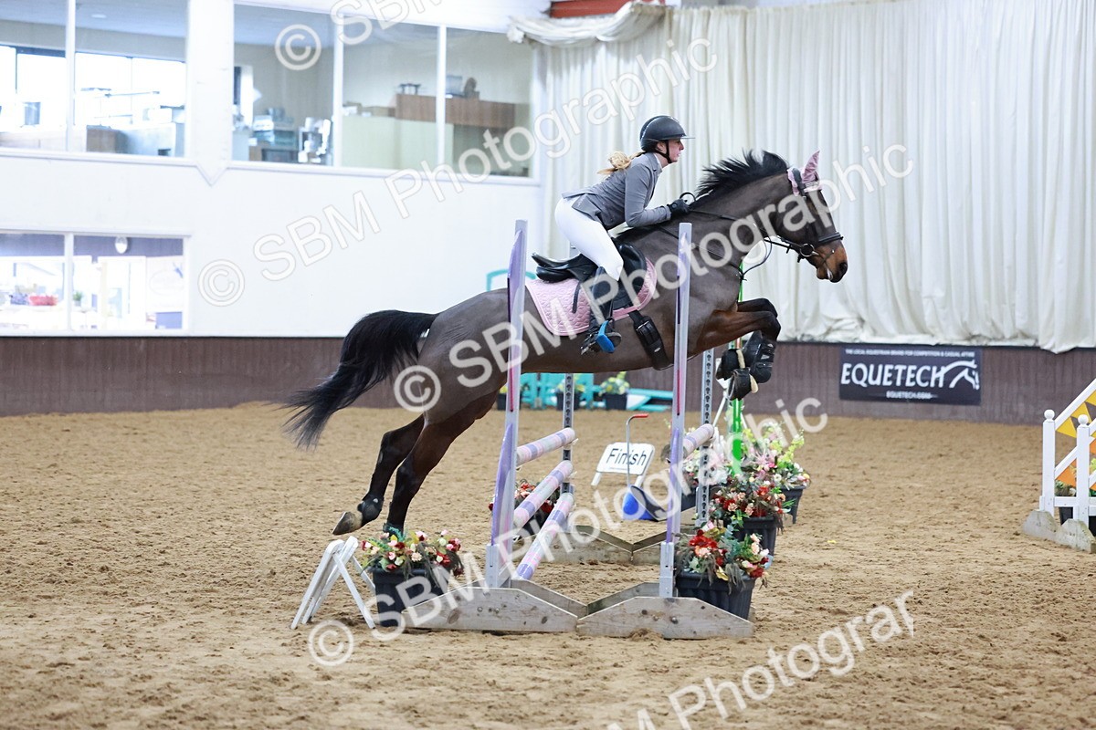 SBM_002828 - Class 9 - Equissage Pulse Senior BritiNovice/ 90cm Open