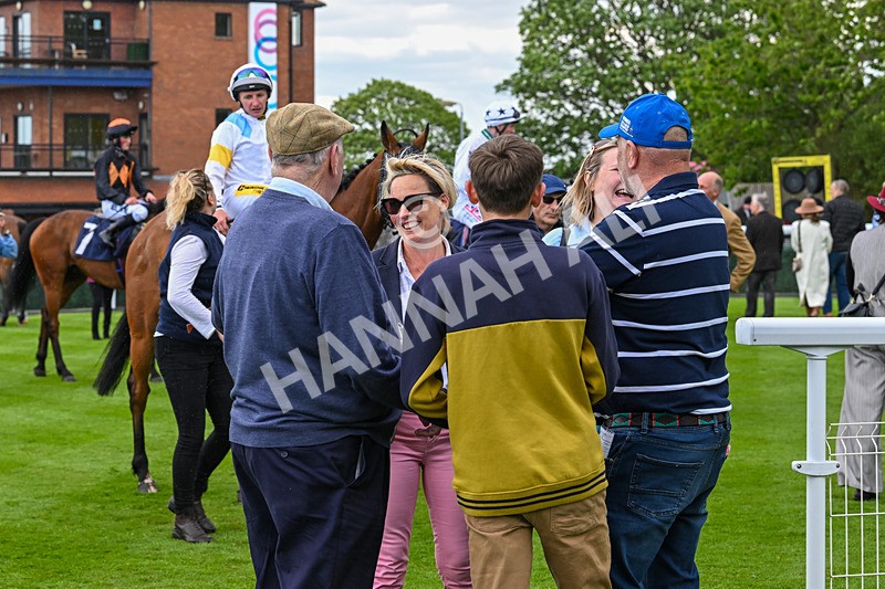 280525-Race 5-Hostelry-5631 - Race 5
