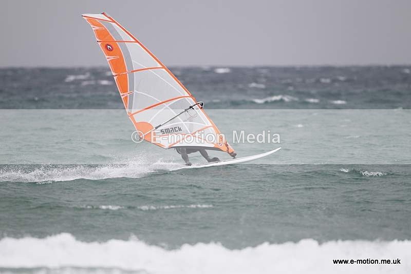 WS 020510-37 - Windsurfing