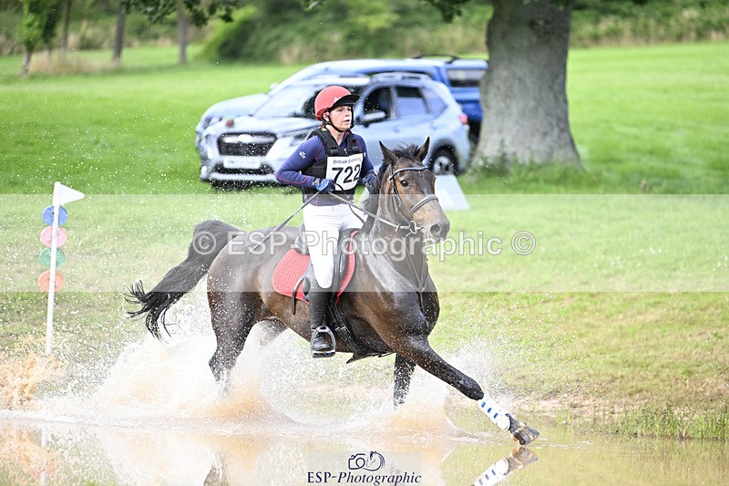 240804-174618-19050 - 722-Sophie_Jackson-FERROCO