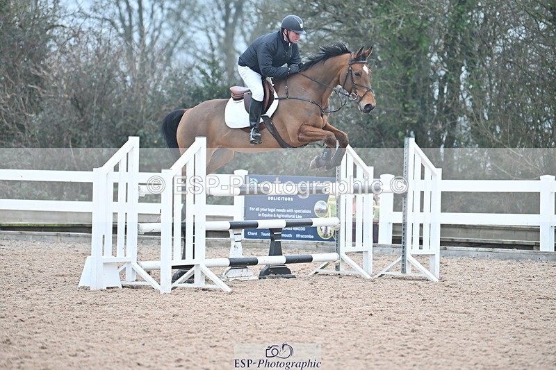 240113A-131339-02147 - Cls 12 Newcomers and 1.10m Open