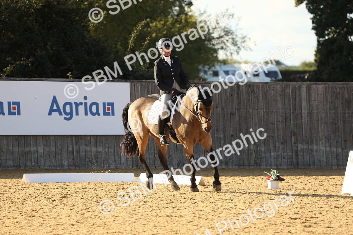 SBM_28589 - D20 - Grand Tour Championship - Elementary 44