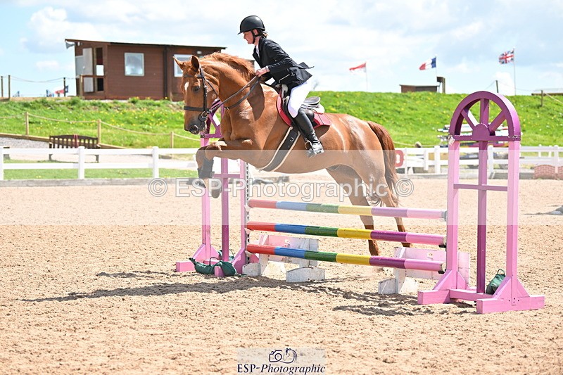 240504A-135121-02125 - Cls 20 & 21 Club & Schools 1m