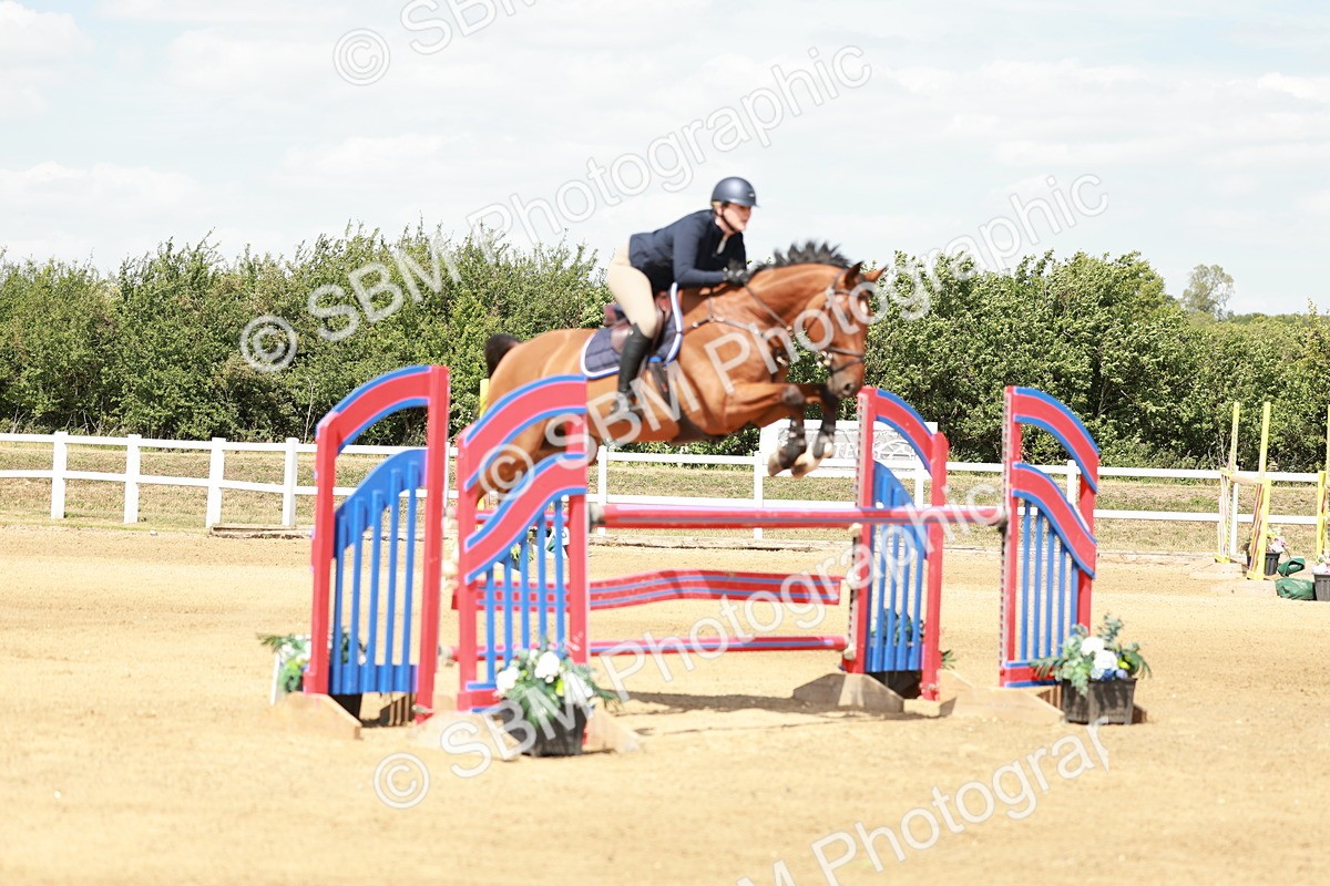 SBM_007762 - Class 4 - Senior Foxhunter - 1.20m Open