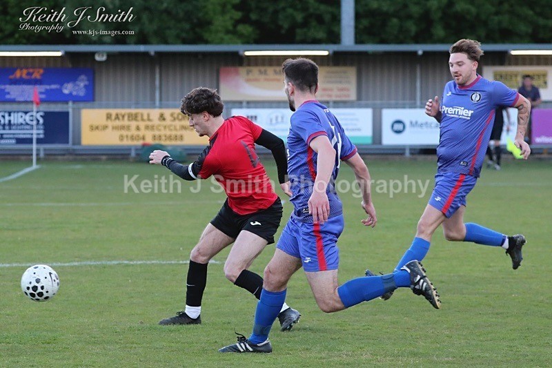 9KJS9385 - AFC Spinney Reserves vs Alba Eagles.