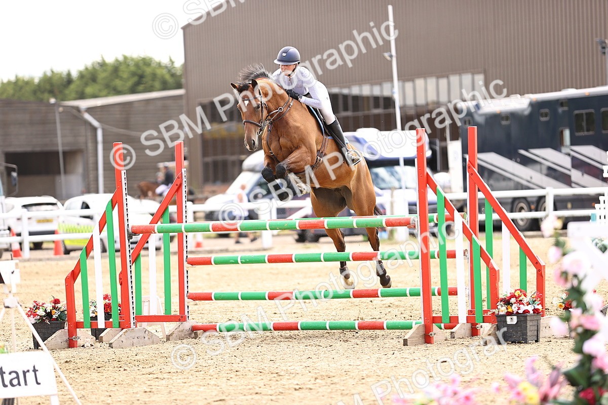 SBM_003489 - Class 22 - Senior Foxhunter 1.20m