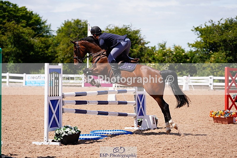 240629A-121142-05232 - Cls 18 Newcomers and 1m Open