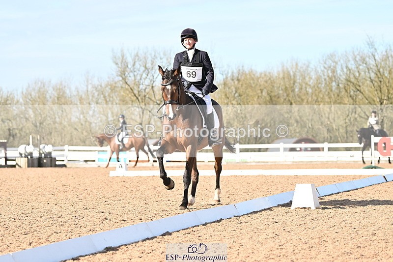 240324A-153849-04524 - Novice 28, 15.33 to 16.15