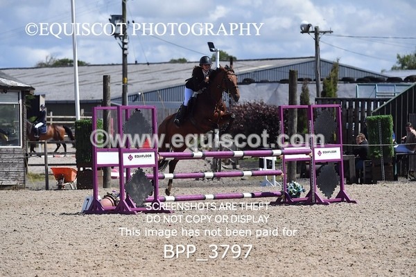BPP_3797 - CLASS 6 SAT Pony Newcomers/ 1m Open