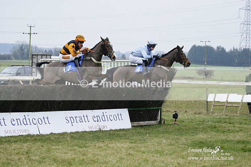 PtP 230122 324 - Cocklebarrow Races - Heythrop Hunt - 23/01/22